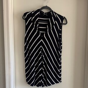 Cable & Gauge Black and White Chevron Blouse
